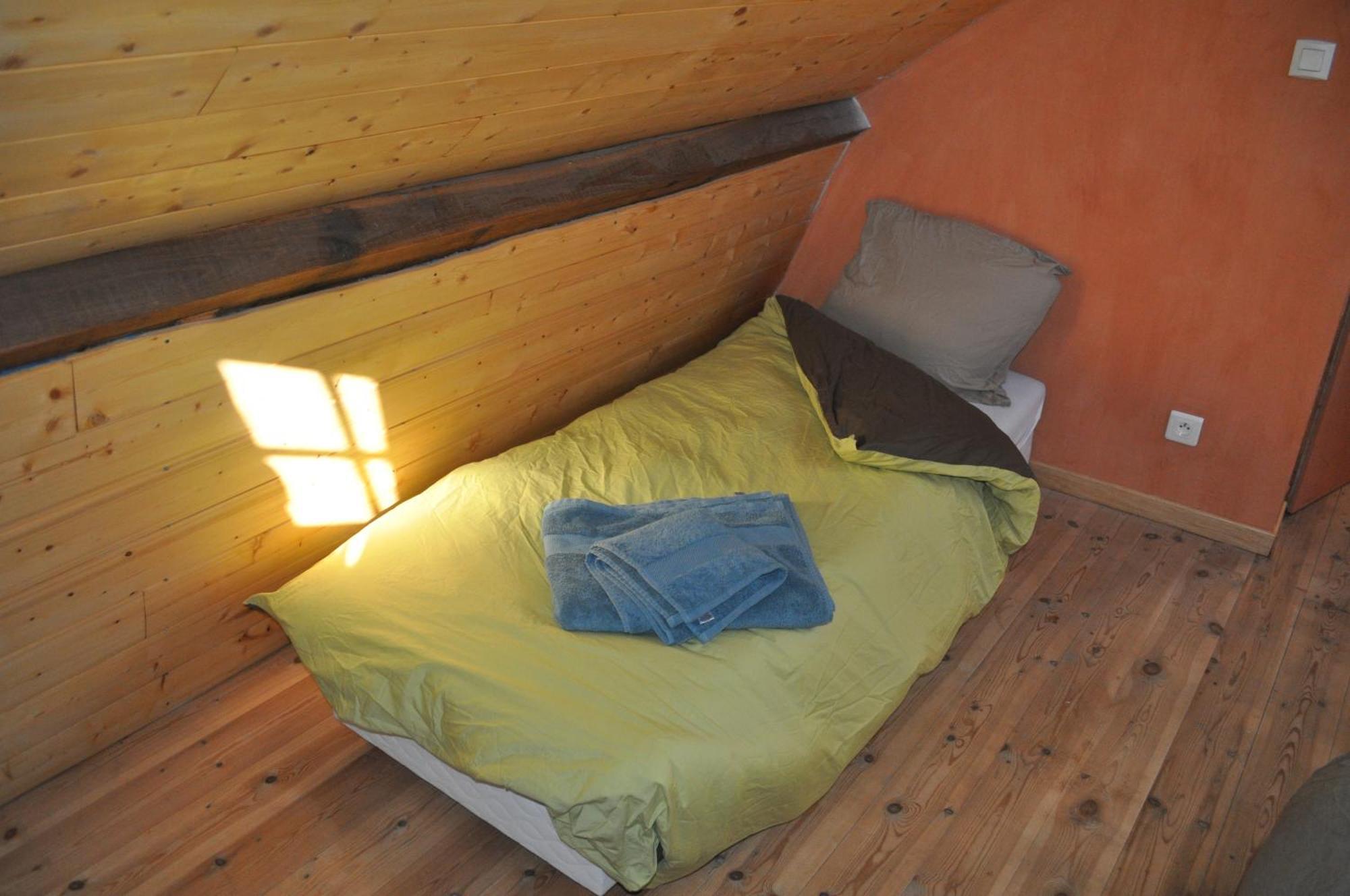 Eco Gite La Grange Fos Szoba fotó